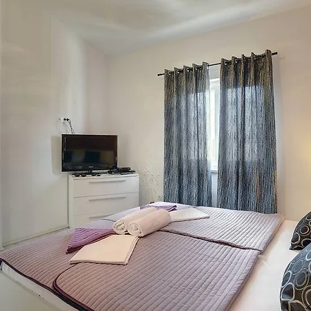 Holiday home Iva *